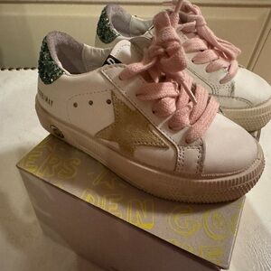 Colden goose toddler sneaker